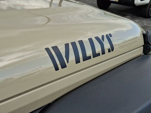 Used 2022 Jeep Wrangler Unlimited Sport image 32