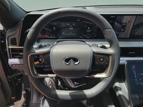 Certified 2026 INFINITI QX80 4WD w/ Sport Exterior Package image 8