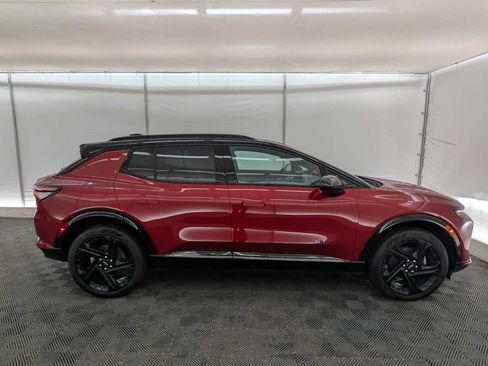 New 2026 Chevrolet Equinox EV RS image 7