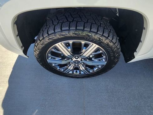 Used 2025 Toyota Tundra Platinum image 43