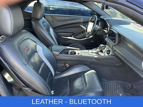 Used 2019 Chevrolet Camaro SS image 2