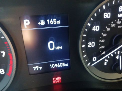Used 2021 Hyundai Tucson Value FWD image 7