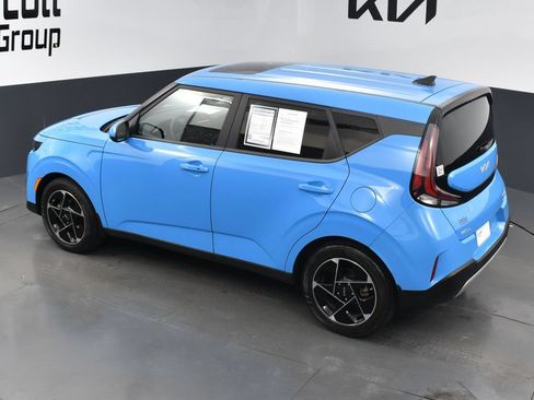 Used 2023 Kia Soul EX FWD image 11
