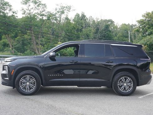 Used 2025 Chevrolet Traverse LT AWD/4WD image 21