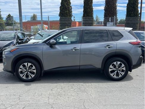 Used 2023 Nissan Rogue SV FWD image 7