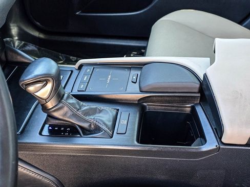 Used 2019 Lexus ES 350 w/ Premium Package image 15