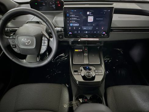 Certified 2026 Toyota bZ image 27