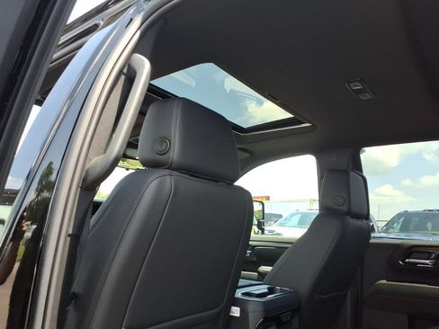 New 2026 GMC Sierra 2500 AT4 w/ Max Trailering Package AWD/4WD image 16