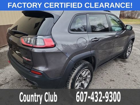 Used 2021 Jeep Cherokee Trailhawk AWD/4WD image 8