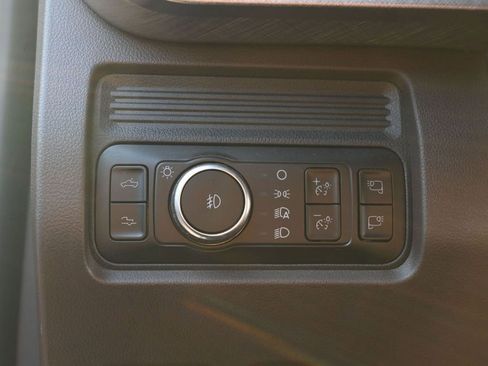 Used 2025 Ford F350 King Ranch w/ Chrome Package image 30