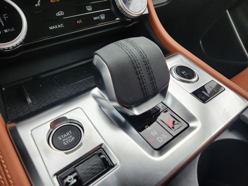 New 2026 Jaguar F-PACE R-Dynamic S image 11