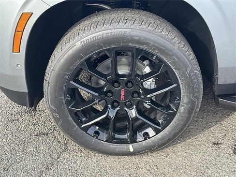 New 2026 GMC Yukon Elevation w/ LPO, Floor Liner Package image 7