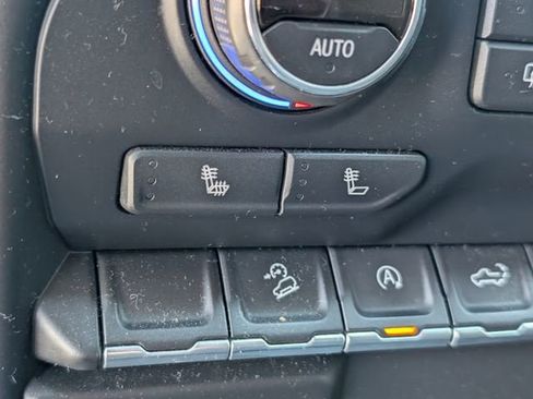 Used 2019 Chevrolet Silverado 1500 LT Trail Boss image 18