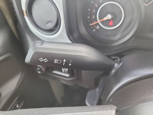 Certified 2025 Jeep Wrangler Sport image 26