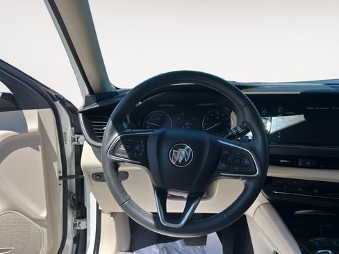 Used 2023 Buick Envision Preferred FWD image 11