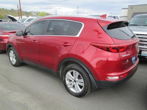 Used 2017 Kia Sportage LX w/ LX Popular Package AWD/4WD image 3