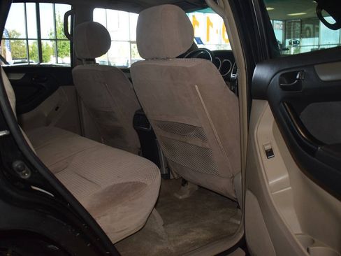 Used 2003 Toyota 4Runner SR5 AWD/4WD image 12