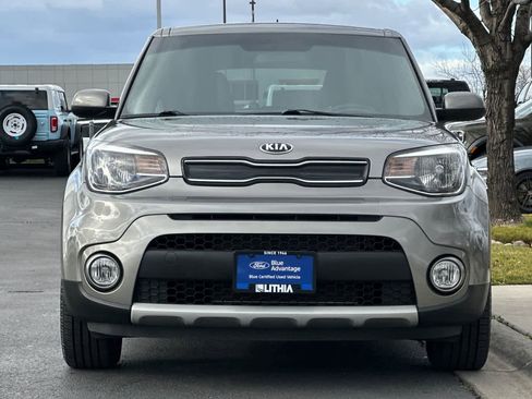 Used 2019 Kia Soul + image 10