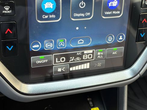 Used 2025 Subaru Crosstrek 2.5i Limited w/ Crosstrek Mirror Package image 20