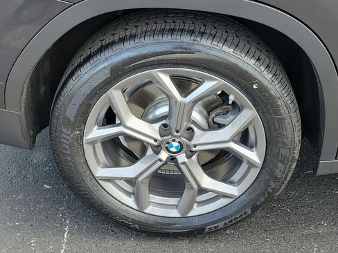 Used 2024 BMW X3 xDrive30i w/ Premium Package AWD/4WD image 7
