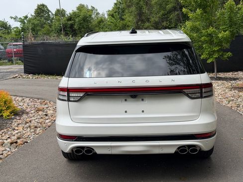 New 2026 Lincoln Aviator Reserve AWD/4WD image 4