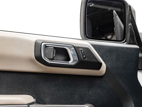 Used 2023 Ford Bronco Wildtrak AWD/4WD image 51