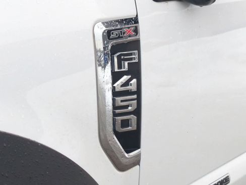 Used 2020 Ford F450 XL w/ STX Appearance Package image 13