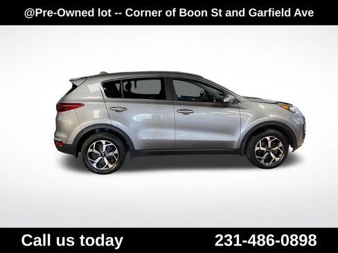 Used 2022 Kia Sportage LX AWD/4WD image 6