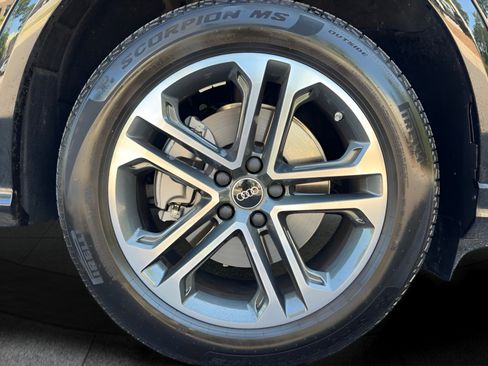 Certified 2025 Audi Q5 Premium AWD/4WD image 56