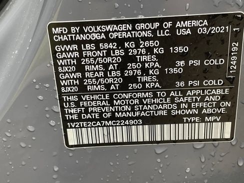 Used 2021 Volkswagen Atlas Cross Sport SEL Premium w/ Cross Sport MDO Package AWD/4WD image 31