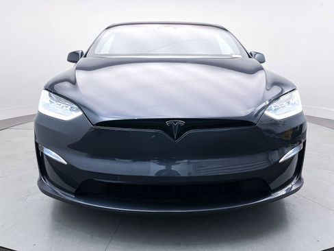 Used 2023 Tesla Model X image 11