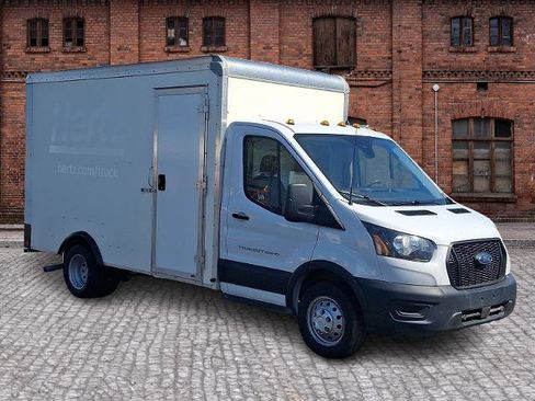 Certified 2022 Ford Transit 350 DRW image 3