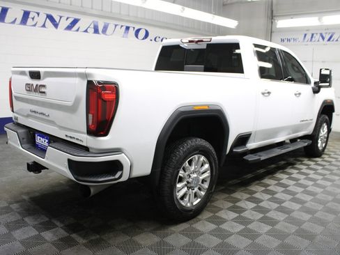 Used 2022 GMC Sierra 2500 Denali AWD/4WD image 6