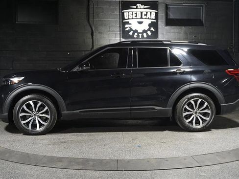 Used 2020 Ford Explorer ST w/ Premium Technology Package image 3