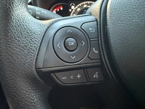 Used 2025 Toyota RAV4 LE AWD/4WD image 26