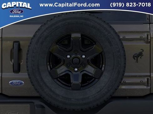 New 2025 Ford Bronco Outer Banks image 24