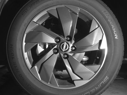 Used 2025 Nissan Rogue SV image 12