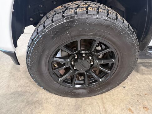 Used 2023 RAM 2500 Laramie AWD/4WD image 34