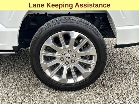 Used 2023 Ford F150 Limited image 9