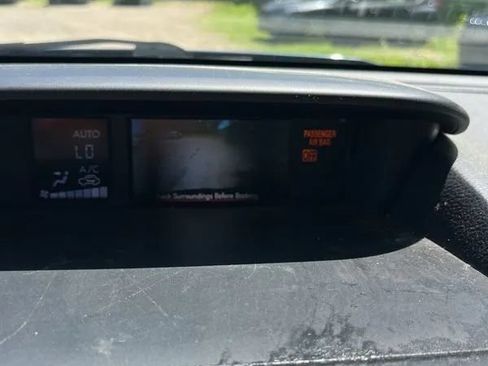 Used 2014 Subaru Forester 2.5i Limited AWD/4WD image 28