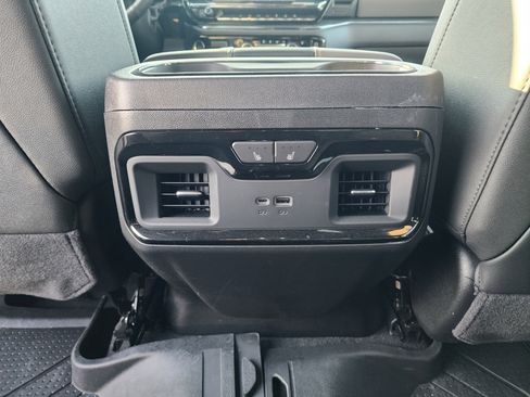 New 2026 Chevrolet Silverado 2500 ZR2 image 6