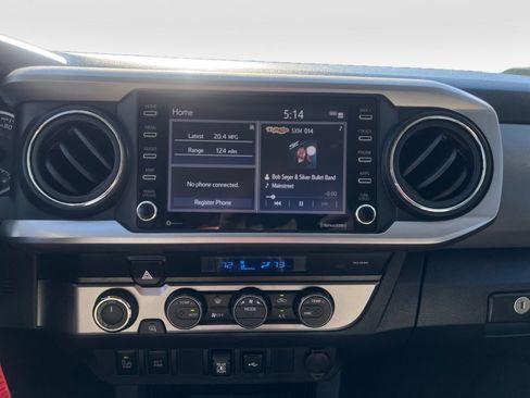 Certified 2022 Toyota Tacoma SR5 w/ Technology Package AWD/4WD image 19