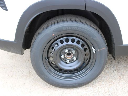 New 2026 Chevrolet Trax LS image 42