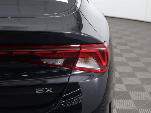 Used 2021 Kia K5 EX image 17