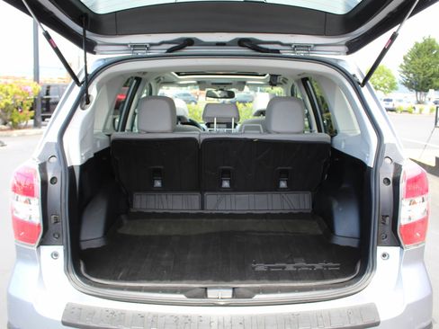 Used 2016 Subaru Forester 2.5i Touring w/ Eyesight & Navigation System AWD/4WD image 15