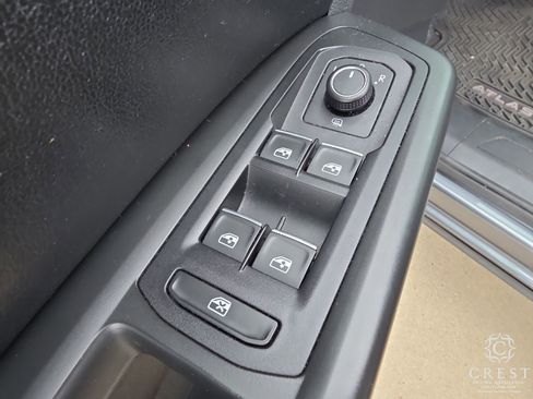Used 2018 Volkswagen Atlas SE AWD/4WD image 8