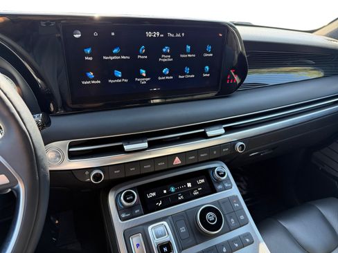 Used 2023 Hyundai Palisade Calligraphy FWD image 12
