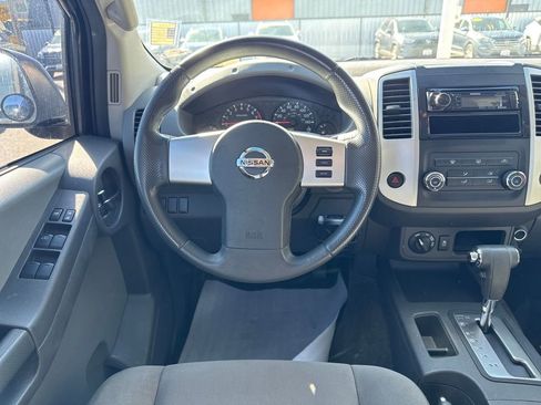 Used 2013 Nissan Xterra S image 13