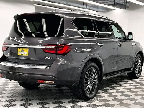 Used 2024 INFINITI QX80 Sensory w/ Cargo Package image 12
