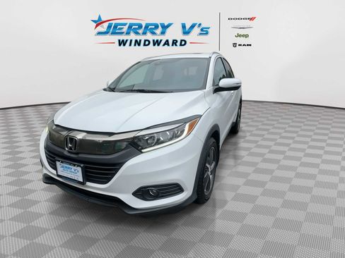 Used 2022 Honda HR-V EX image 4
